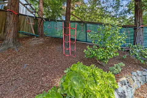 Exterior - 308 Sheffield Ave, Mill Valley, CA 94941 photo 8 of 10