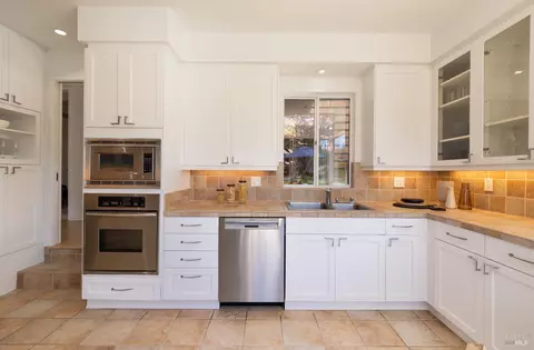 48 Lagoon Vis, Tiburon, CA 94920 photo 16