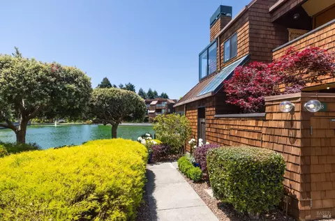 48 Lagoon Vis, Tiburon, CA 94920