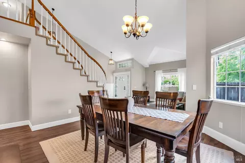 Dining - 2812 Silver Fox Cir, Fairfield, CA 94534 photo 3 of 5