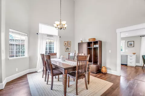 Dining - 2812 Silver Fox Cir, Fairfield, CA 94534 photo 1 of 5