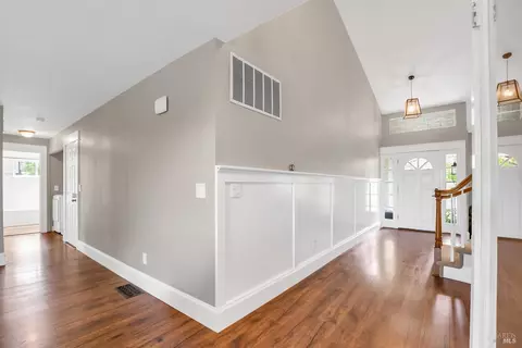 Entry Way - 2812 Silver Fox Cir, Fairfield, CA 94534 photo 1 of 5