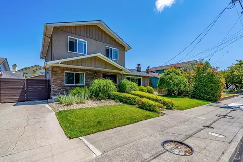 4260 Plass Dr, Napa, CA 94558