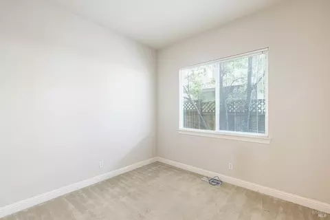 Bedroom - 1179 Rochioli Dr, Windsor, CA 95492 photo 6 of 8