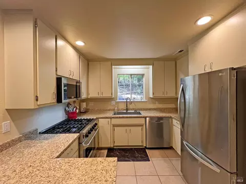 24034 Willow Ln, Willits, CA 95490 photo 5