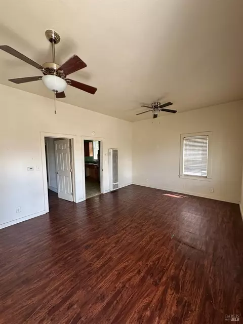 1212 Sutter St, Vallejo, CA 94590 photo 6