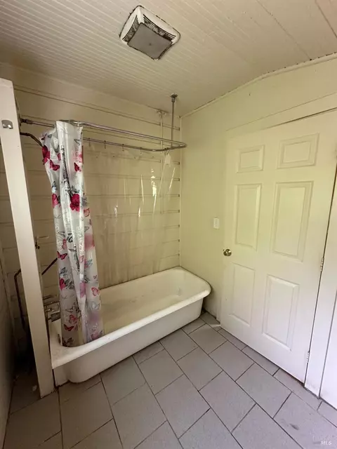 1212 Sutter St, Vallejo, CA 94590 photo 22