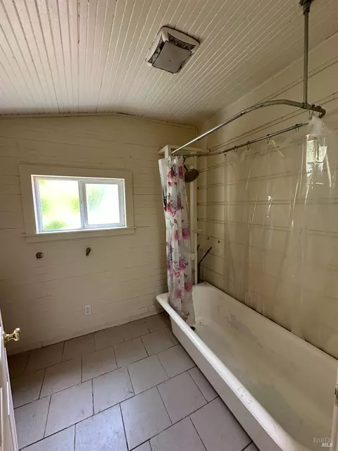 1212 Sutter St, Vallejo, CA 94590 photo 20