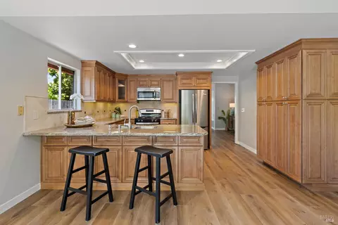 Kitchen - 358 Paddlewheel Dr, Vallejo, CA 94591 photo 3 of 3