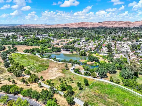 4553 Wildcat Ln, Concord, CA 94521 photo 40