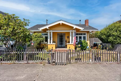 545 N Mcpherson St, Fort Bragg, CA 95437