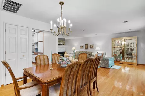 Dining - 607 Tobin Dr, Vallejo, CA 94589 photo 4 of 4