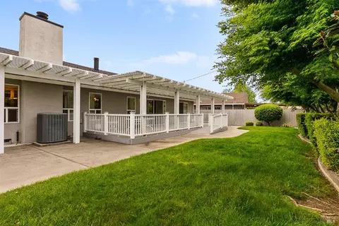 Exterior - 607 Tobin Dr, Vallejo, CA 94589 photo 7 of 10