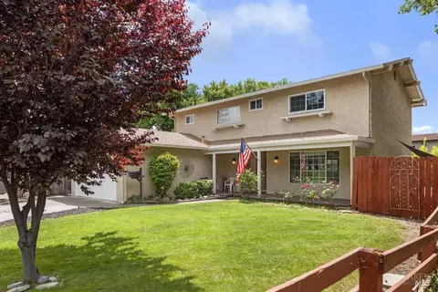 2835 Owens St, Fairfield, CA 94534