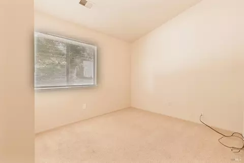 Bedroom - 289 Longridge Dr, Vallejo, CA 94591 photo 1 of 4