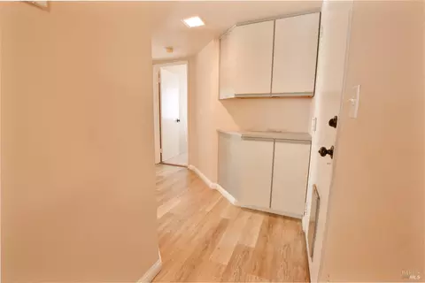 Entry Way - 289 Longridge Dr, Vallejo, CA 94591 photo 3 of 3