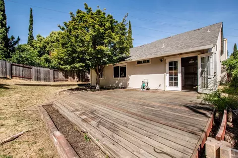 Exterior - 289 Longridge Dr, Vallejo, CA 94591 photo 4 of 6