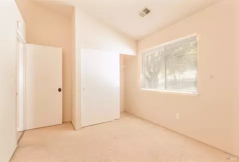 Bedroom - 289 Longridge Dr, Vallejo, CA 94591 photo 3 of 4
