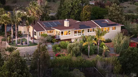 18 Brodea Way, San Rafael, CA 94901