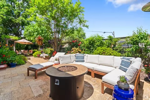 Exterior - 1261 Landmark Dr, Vallejo, CA 94591 photo 4 of 12