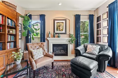 Living - 1261 Landmark Dr, Vallejo, CA 94591 photo 1 of 6