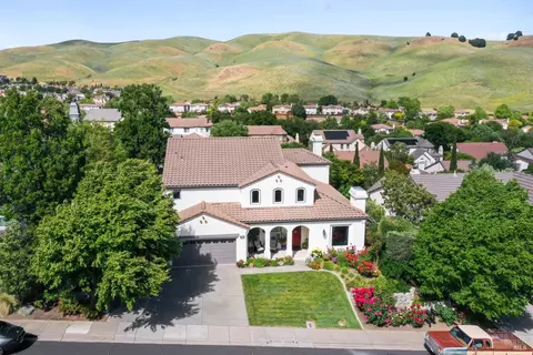 View/Area - 1261 Landmark Dr, Vallejo, CA 94591 photo 3 of 5