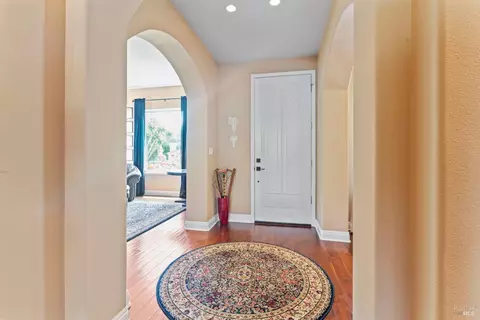 Entry Way - 1261 Landmark Dr, Vallejo, CA 94591 photo 1 of 6