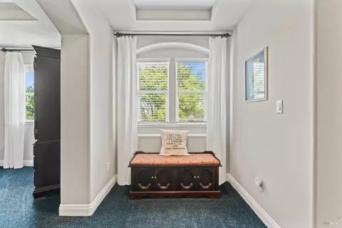 Entry Way - 1261 Landmark Dr, Vallejo, CA 94591 photo 5 of 6
