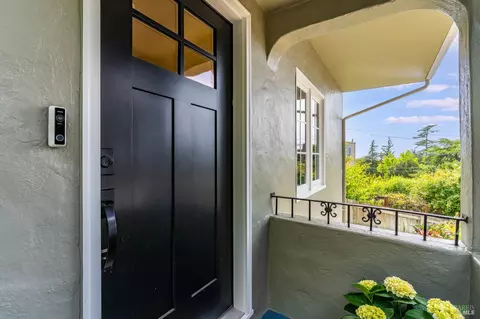 Entry Way - 33 Romine Way, Vallejo, CA 94591 photo 1 of 4