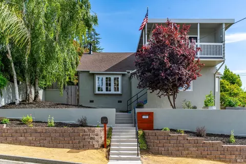 Exterior - 33 Romine Way, Vallejo, CA 94591 photo 5 of 27