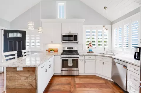 Kitchen - 33 Romine Way, Vallejo, CA 94591 photo 1 of 12