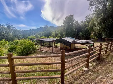 Exterior - 2371 Mcnab Ranch Rd, Ukiah, CA 95482 photo 11 of 22