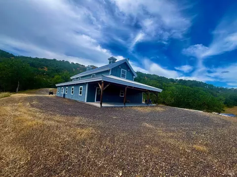 Exterior - 2371 Mcnab Ranch Rd, Ukiah, CA 95482 photo 15 of 22
