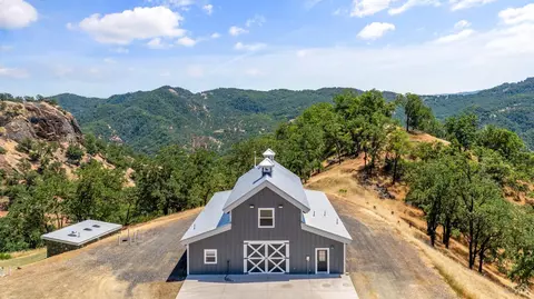 Exterior - 2371 Mcnab Ranch Rd, Ukiah, CA 95482 photo 20 of 22