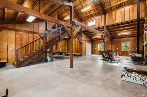 Entry Way - 2371 Mcnab Ranch Rd, Ukiah, CA 95482 photo 1 of 1