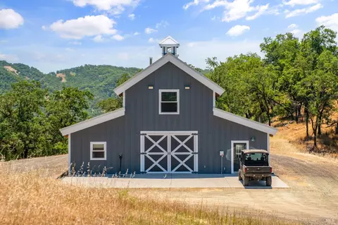 Exterior - 2371 Mcnab Ranch Rd, Ukiah, CA 95482 photo 18 of 22