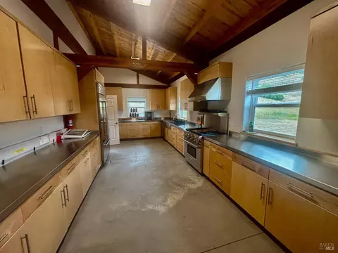 Kitchen - 2371 Mcnab Ranch Rd, Ukiah, CA 95482 photo 1 of 4