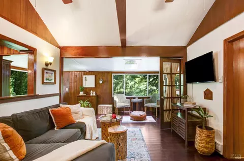Living - 10236 Old River Rd, Forestville, CA 95436 photo 2 of 5