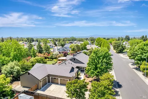 View/Area - 320 Wilson Ln, Windsor, CA 95492 photo 5 of 5