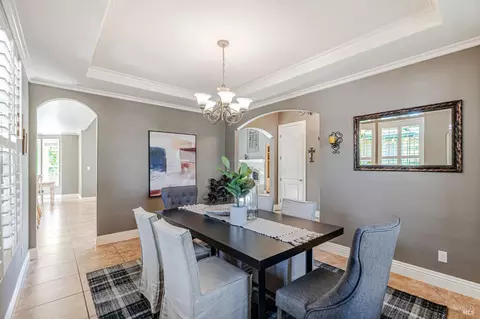 Dining - 320 Wilson Ln, Windsor, CA 95492 photo 4 of 5