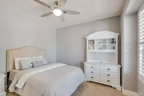 Bedroom - 320 Wilson Ln, Windsor, CA 95492 photo 5 of 5