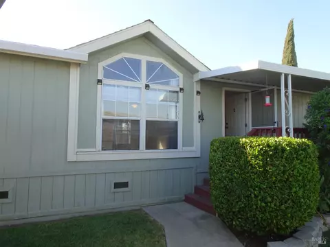 189 Granada Dr, Fairfield, CA 94533