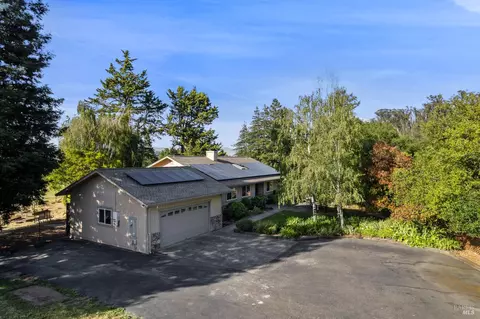 1187 Debbie Hill Rd, Cotati, CA 94931