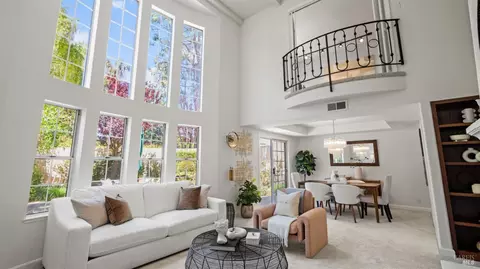 1205 Cuernavaca Circulo, Mountain View, CA 94040 photo 3