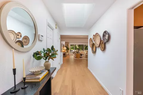 Entry Way - 79 E Second St E, Sonoma, CA 95476 photo 1 of 3