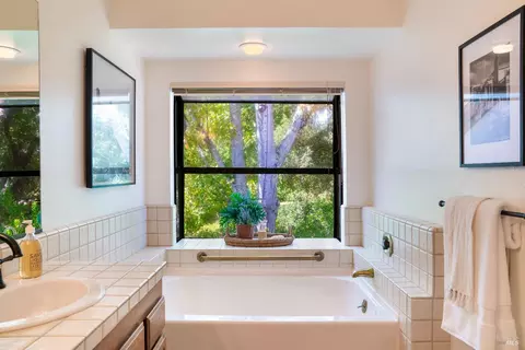 Bath - 79 E Second St E, Sonoma, CA 95476 photo 3 of 5