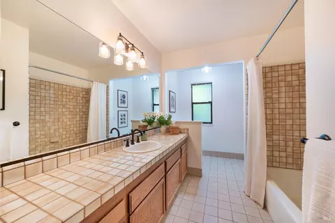 Bath - 79 E Second St E, Sonoma, CA 95476 photo 5 of 5