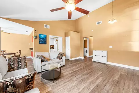 2648 Nut Tree Rd, Vacaville, CA 95687 photo 4