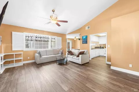 2648 Nut Tree Rd, Vacaville, CA 95687 photo 2