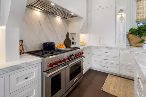 Kitchen - 17256 7th St E, Sonoma, CA 95476 photo 2 of 4